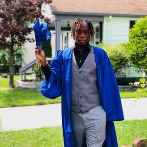 Meet your Posher, Tae